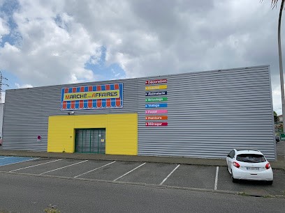 Marché aux Affaires Lons, Magasin Discount à Lons